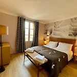 Coeur De Saint-Tropez - 2 Chambres - Terrasse - Parking